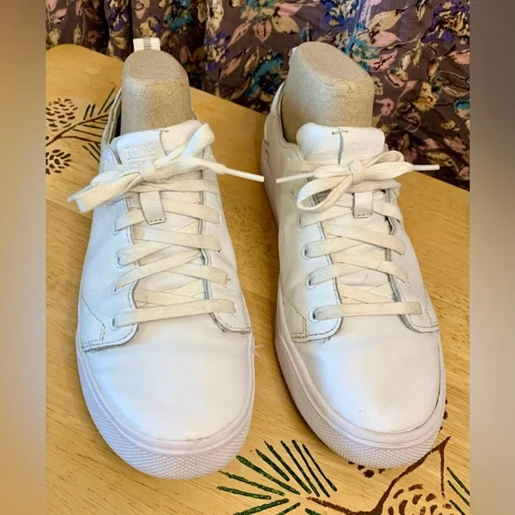Toms Women’s Sneakers Size 7-1/2 - Picture 2 of 12